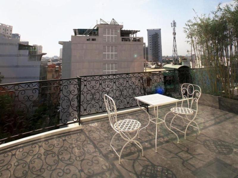 Khách sạn Lief Saigon 3*